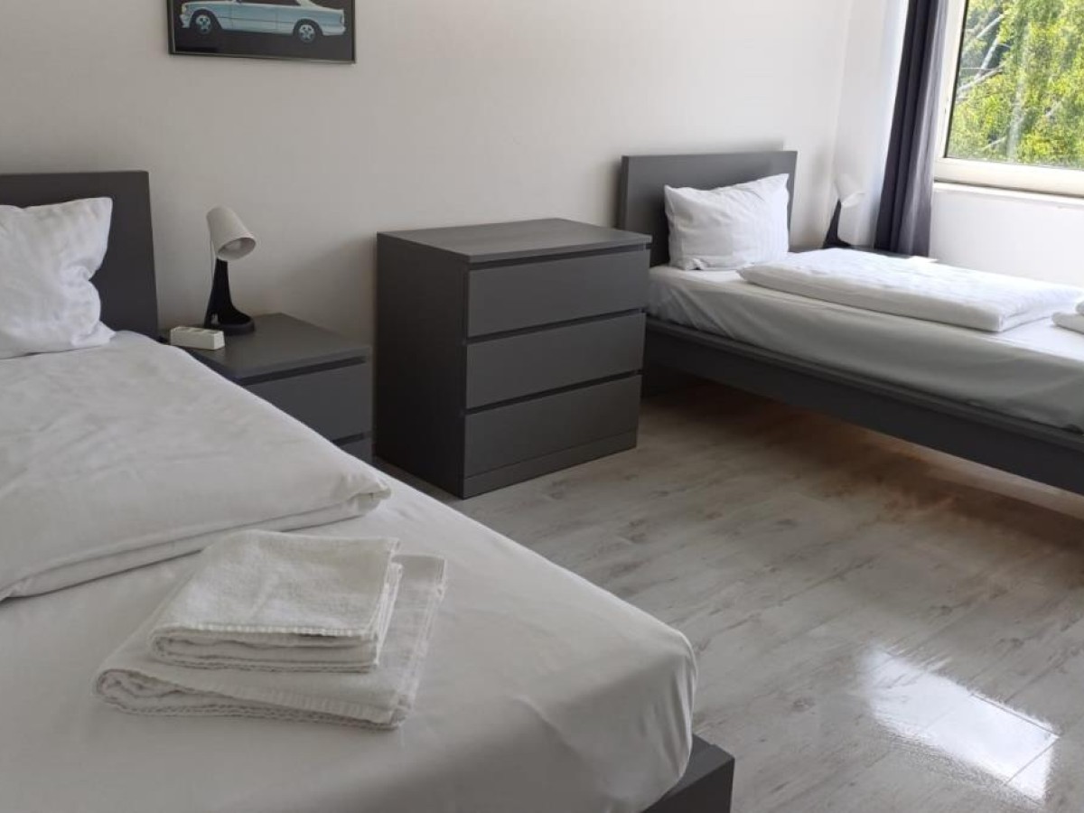 BoLA Mehrbettapartment Hamburg 2 Betten Monteure, Küche, Bad