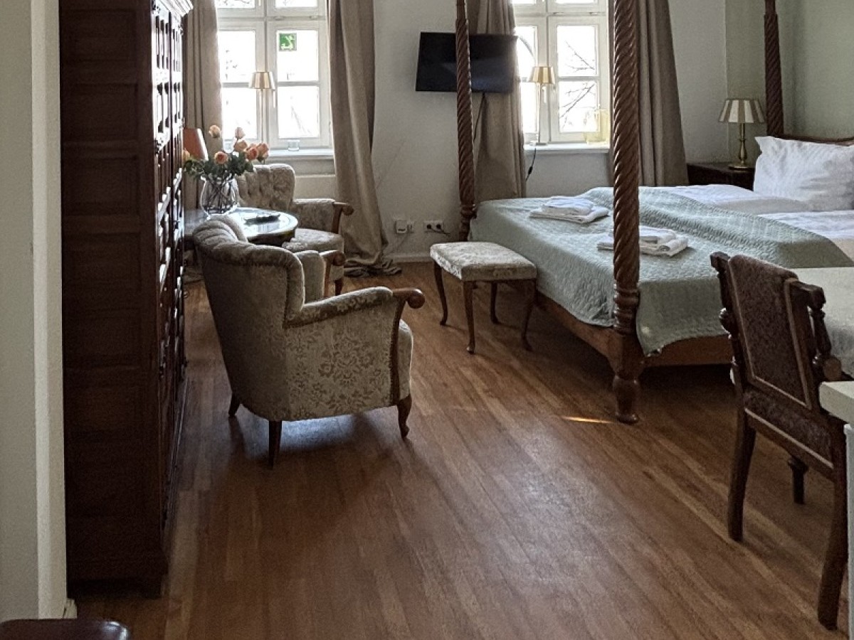 BoLA 25 günstig 2 Personen zentral Parkplatz