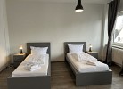 BOLA · 3 BETTEN & BAD/KÜCHE EXTERN · NR. 11
