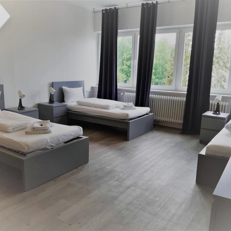 Mehrbett-Apartment Nr. 08 in Hamburg 'einfache Ausstattung'
