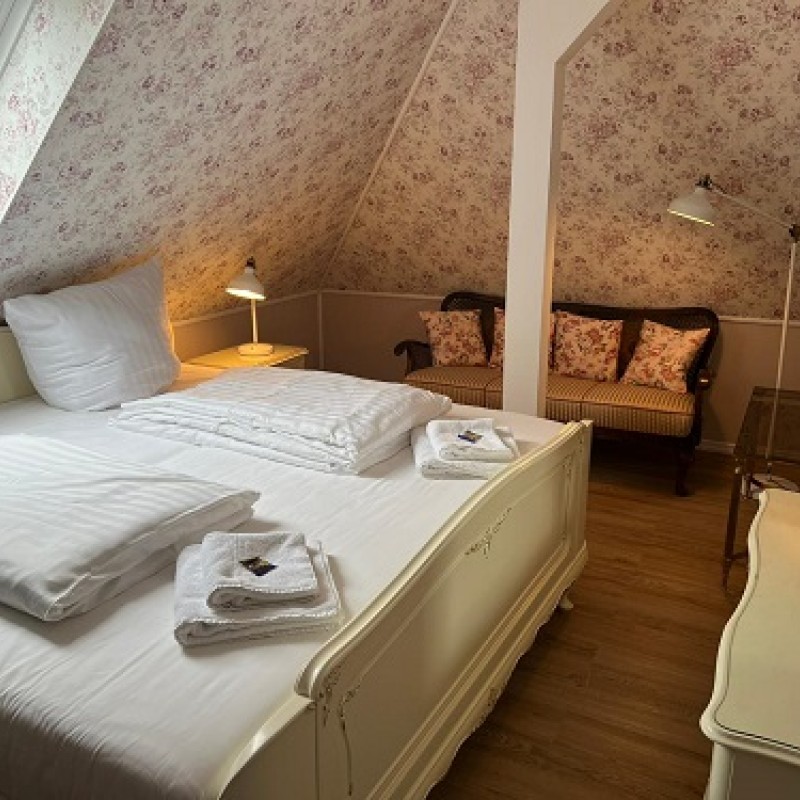 BoLA Ferienwohnung Hamburg Nr. 29 Shabby für 2 Personen, Parkplatz