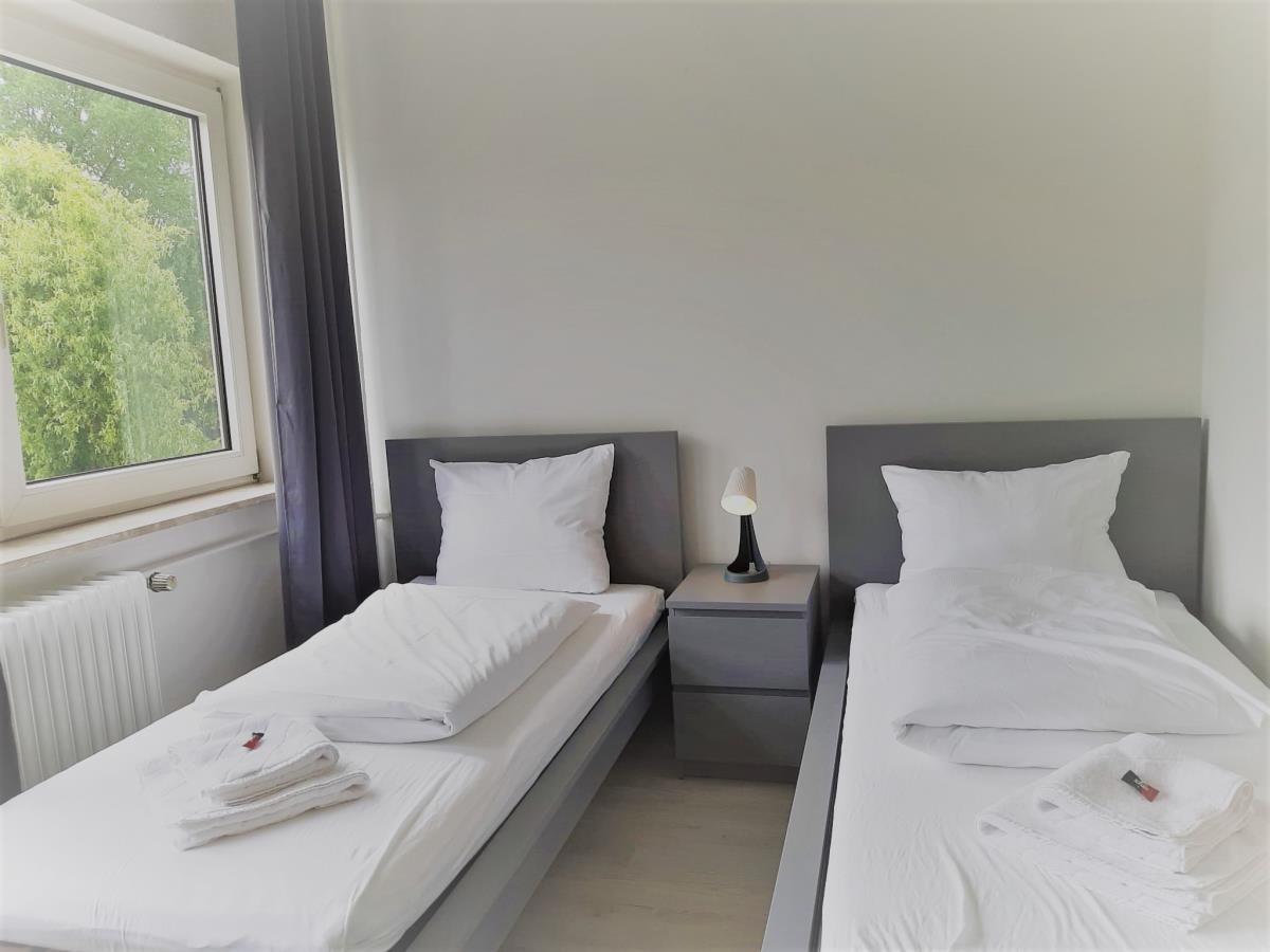 BoLA 4 Hamburg 2 SZ Gruppen 5 Betten Küche