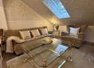 BOLA · 4 SCHLAFZIMMER & 2 BÄDER · NR. 28