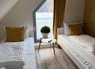 BOLA · MIT BALKON & PARKPLATZ, 2 SZ · NR. 50A